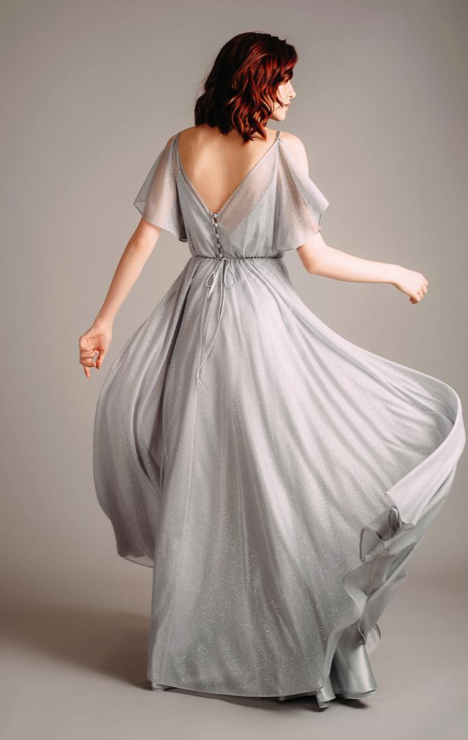 Un de vos vêtements présente quelques imperfections ou n’est pas adapté à votre taille et vous souhaitez le retoucher ?